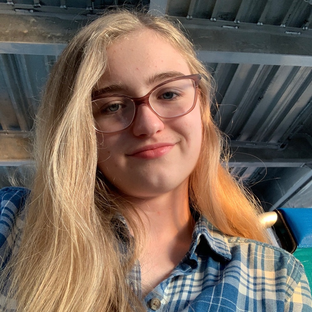 Meet your Posher, Molly